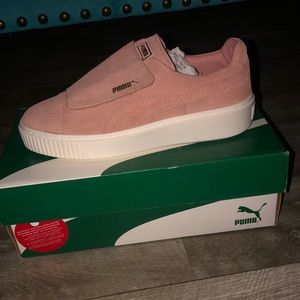 Puma’s size 9. Pink suede, Velcro sneakers